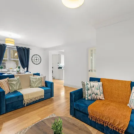 Secret Abode In Apartment